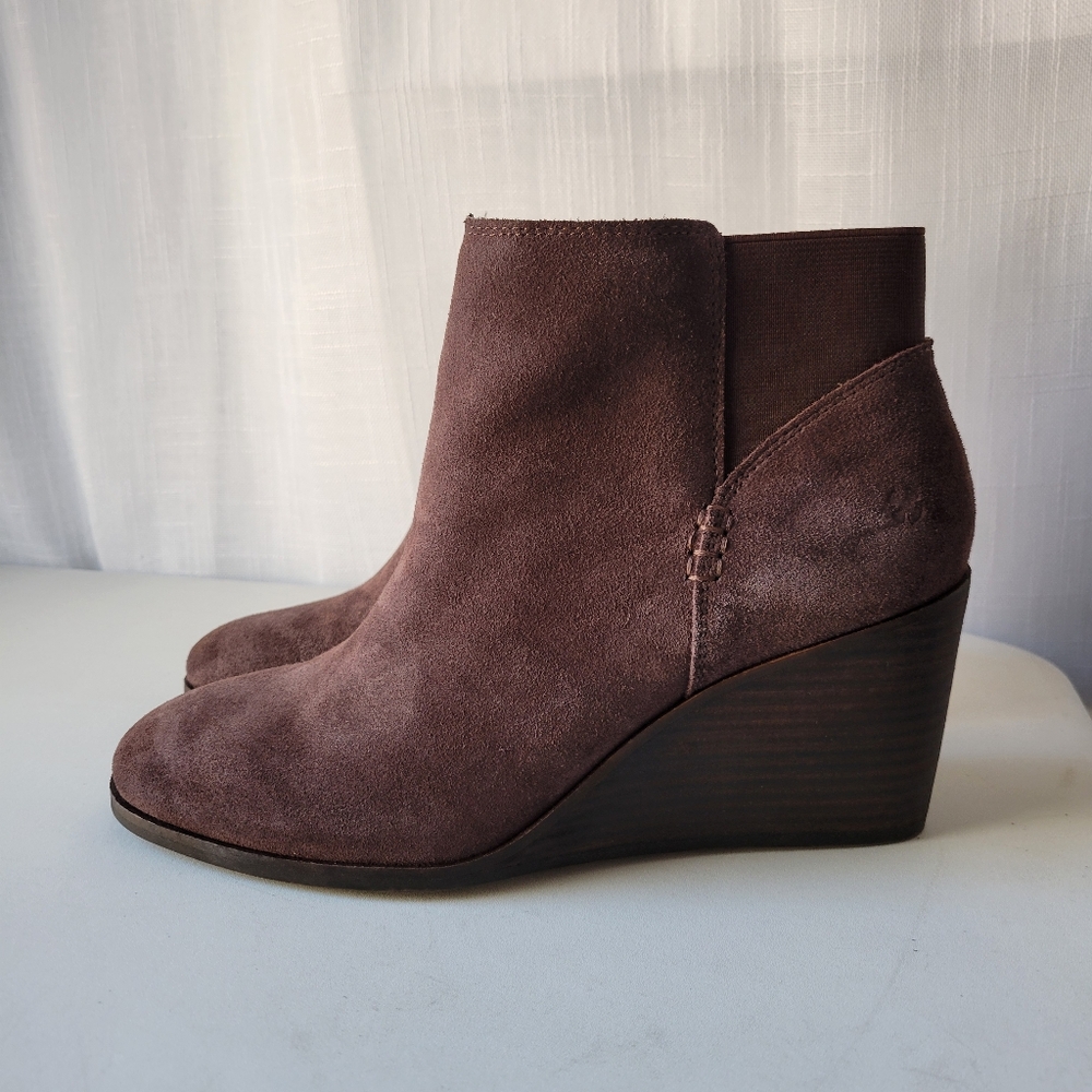 Lucky Brand Zorlina women's wedge brown leather booties size 9
